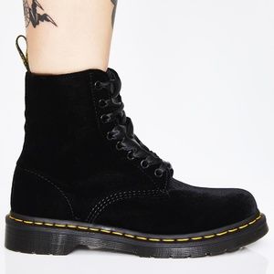 1460 Pascal Velvet Dr. Martens